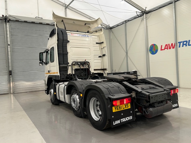 Volvo FM 450 6×2 Midlift Tractor Unit