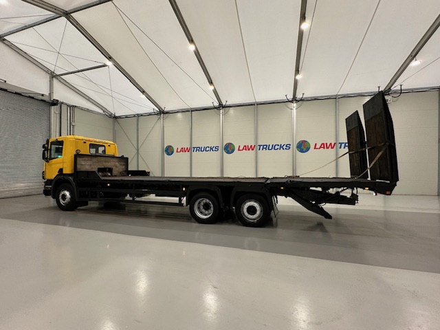 Scania 114 340 6×2 Rear Lift Day Cab Beavertail
