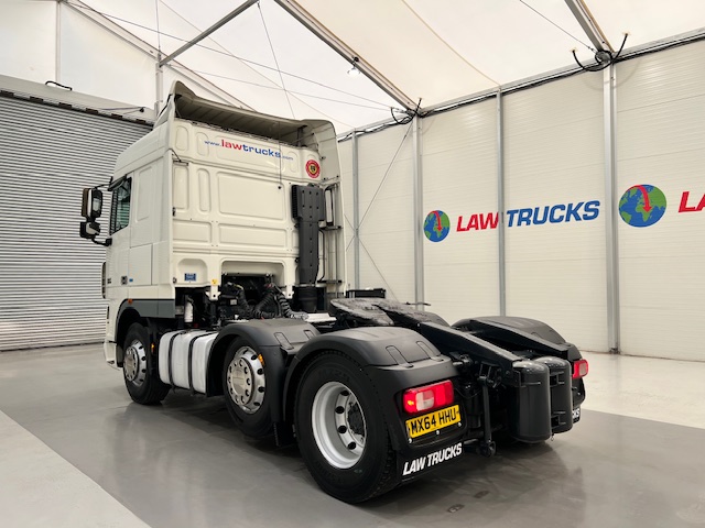 DAF XF105 460 6×2 Space Cab Tractor Unit