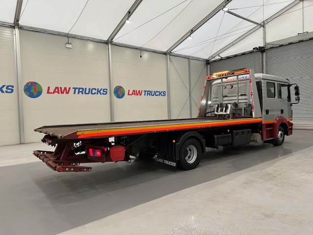 MAN TGL 12.220 Crew Cab Tilt and Slide
