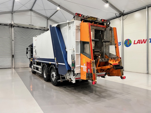 Mercedes Econic 2630 6×2 Refuse Bin Lorry