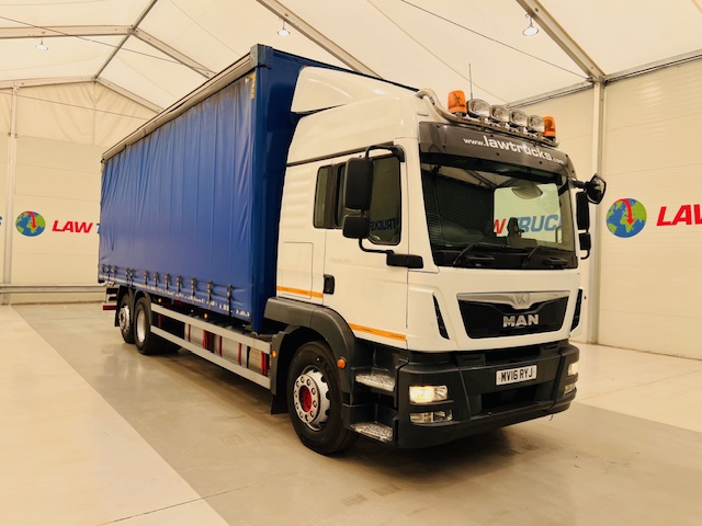 MAN TGS 26.340 6×2 Rear Steer Curtainsider