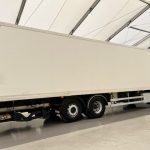 Mercedes Actros 2532 6×2 Rear Lift Day Cab Fridge Box - thumbnail