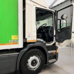 Scania P280 6×2 Rear Lift Day Cab Fridge Box - thumbnail