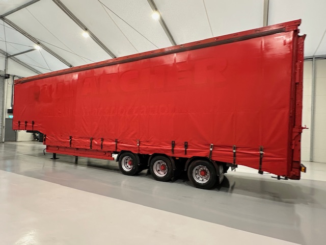 Kerbaid Miles Nunn Tri Axle Stepframe Enclosed Lowloader