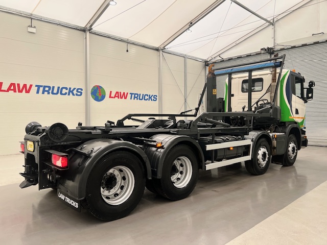 Scania G410 8×4 Rest Cab Hookloader Drawbar