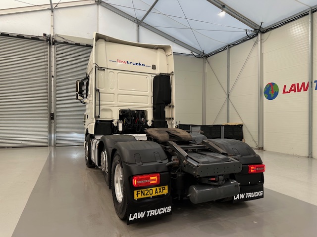 DAF XF 530 6×2 Midlift Tractor Unit