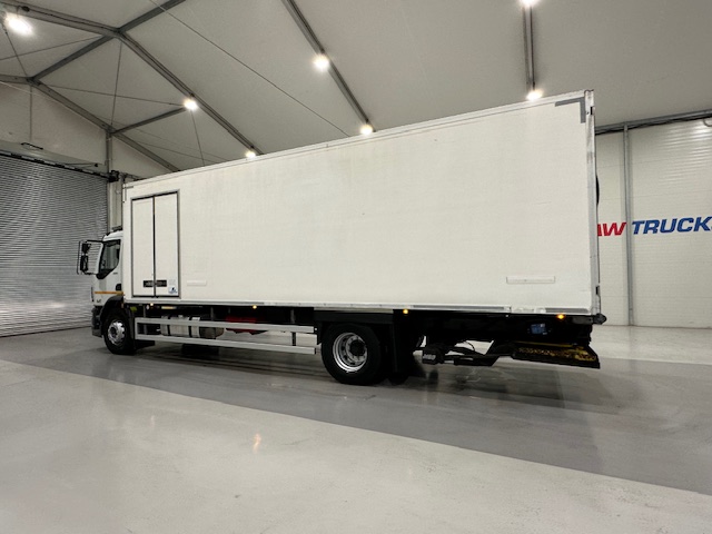 DAF LF 220 Day Cab Fridge Box