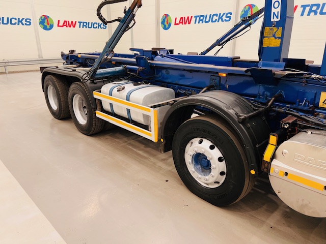 DAF CF85 410 8×4 Day Cab Hookloader Manual