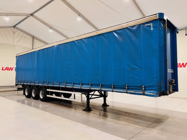SDC Tri Axle Curtainsider Trailer