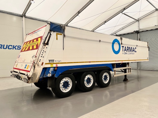 Titan Thinwall V Walking Floor Aggregate Trailer