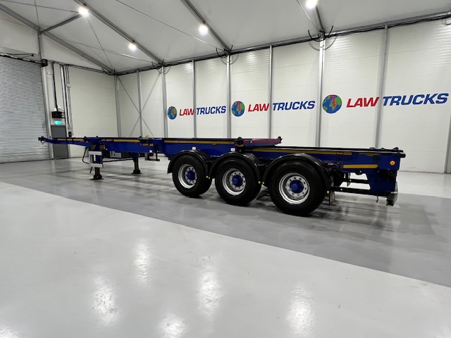 Dennison Tri Axle Sliding Skeletal Trailer BPW