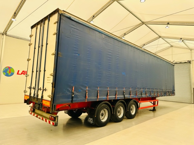 Montracon Tri Axle Curtainsider Trailer