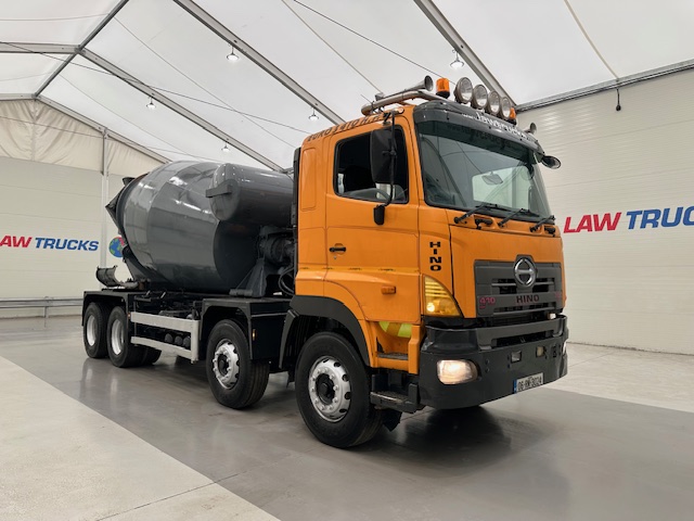 Hino 700 3241 8×4 Cement Mixer