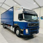Volvo FM 300 6×2 Sleeper Cab Curtainsider - thumbnail