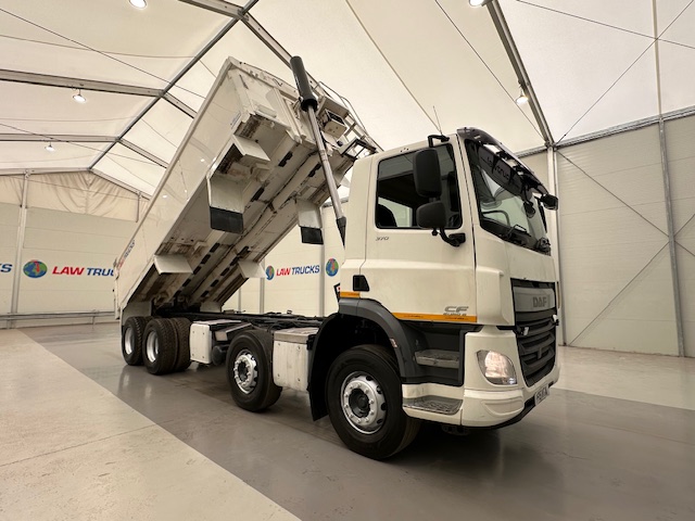 DAF CF 370 8×4 Day Cab Tipper