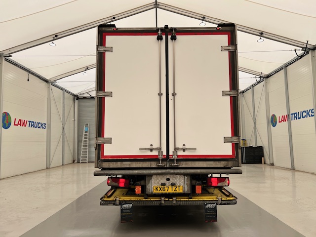 Scania P250 4×2 Sleeper Cab Fridge Box