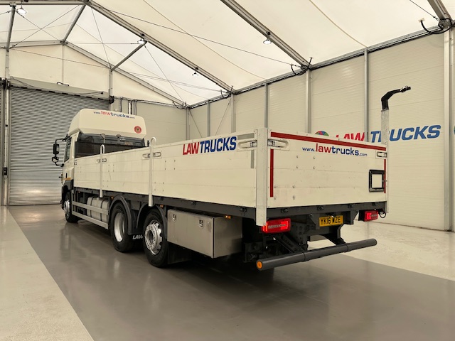 DAF CF 440 6×2 Sleeper Cab Dropside Drawbar Spec