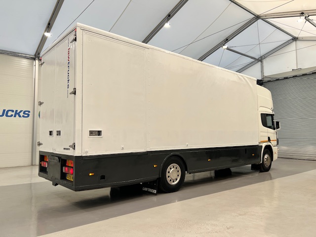 Scania P94 220 4×2 Sleeper Cab Box Van Manual
