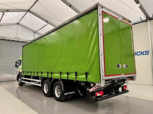 Scania P280 6×2 10 Tyre Rear Lift Curtainsider