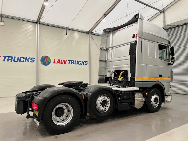 DAF XF105 460 6×2 Super Space Cab Tractor Unit