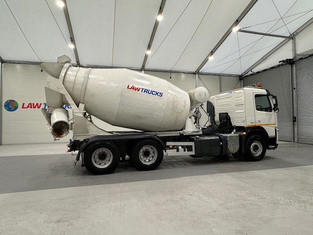 Volvo FM 330 6×4 Day Cab Cement Mixer