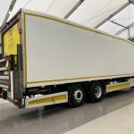Mercedes Antos 2532 6×2 Rear Lift Day Cab Fridge Box - thumbnail