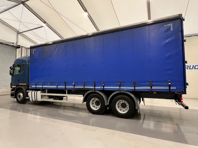 Scania G440 6×2 10 Tyre Sleeper Cab Curtainsider