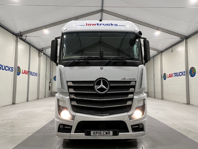 Mercedes Actros 2545 6×2 Midlift Tractor Unit