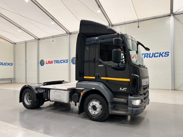 DAF LF 260 4×2 Rest Cab Tractor Unit