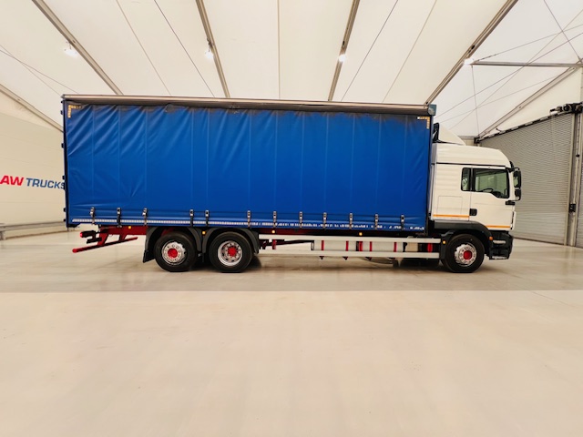 MAN TGS 26.340 6×2 Rear Steer Curtainsider