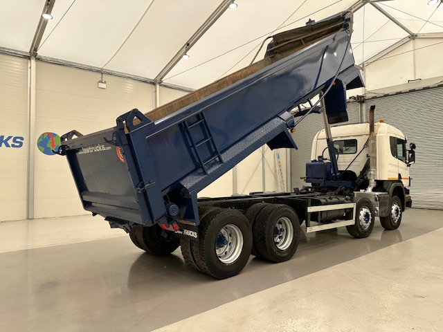 Scania P370 8×4 Sleeper Cab Tipper Manual