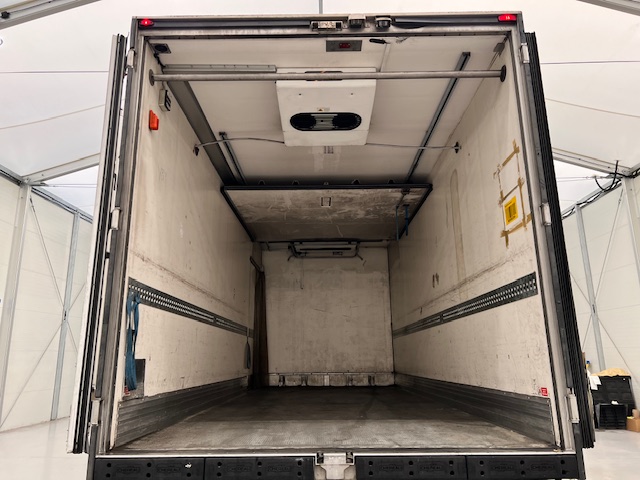 DAF LF55 220 Day Cab Fridge Box