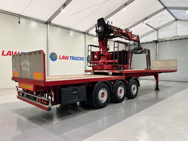 Corus Tri Axle Flatbed Brick Grab Trailer