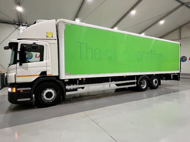 Scania P280 6×2 Rear Lift Day Cab Fridge Box