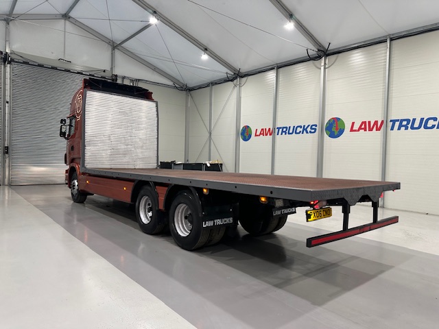 Scania R420 6×2 10 Tyre Rear Lift Flatbed Manual