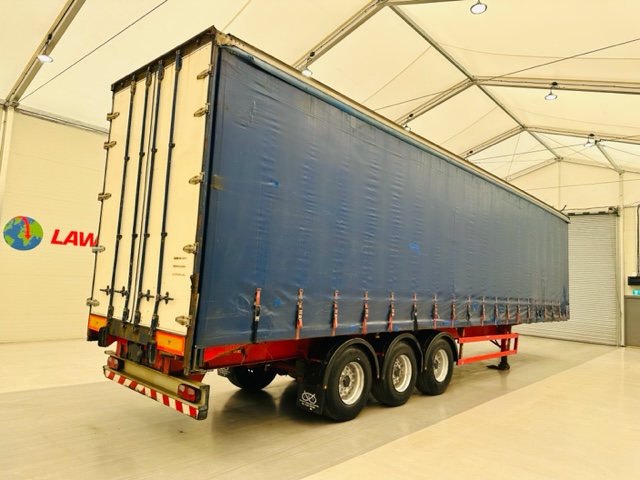 Montracon Tri Axle Curtainsider Trailer