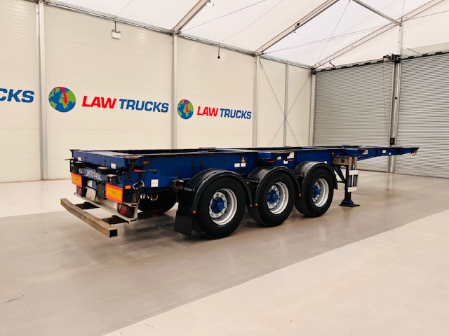 Montracon Tri Axle Sliding Skeletal Trailer BPW