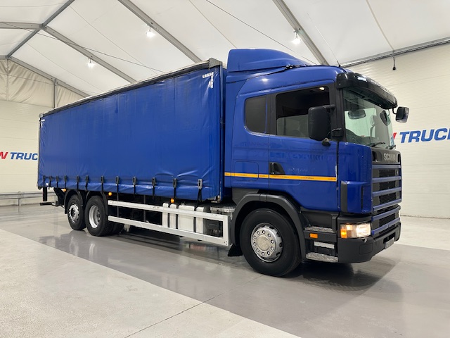 Scania 114 340 6×2 Rear Lift Sleeper Cab Curtainsider