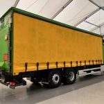 Mercedes Actros 2536 6×2 Sleeper Cab Curtainsider - thumbnail