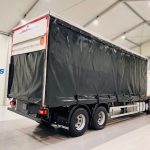 Volvo FM9 260 10 Tyre Sleeper Cab Curtainsider - thumbnail