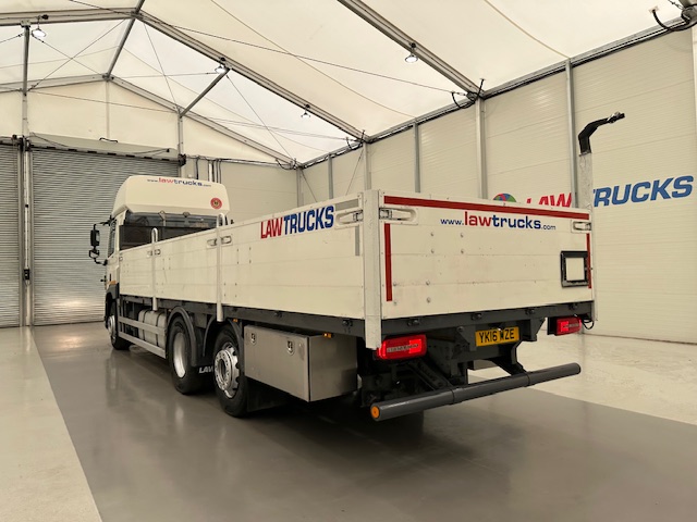 DAF CF 440 6×2 Sleeper Cab Dropside Drawbar Spec