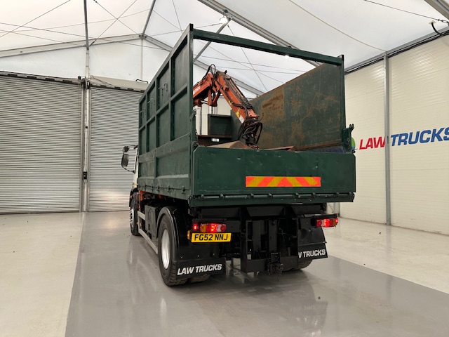 DAF LF55 220 4×2 Steel Tipper Grab Manual