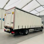 MAN TGM 18.250 Sleeper Cab Curtainsider - thumbnail