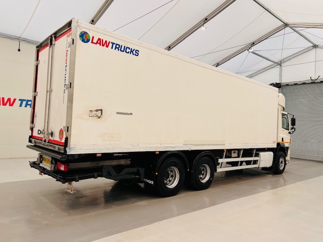 DAF CF 330 6×2 Rear Lift Fridge Box