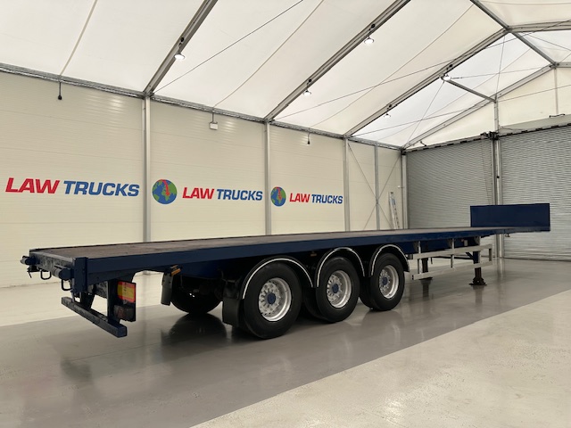 SDC Tri Axle Flatbed Trailer