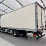 Mercedes Actros 1830 Sleeper Cab Box Van - thumbnail