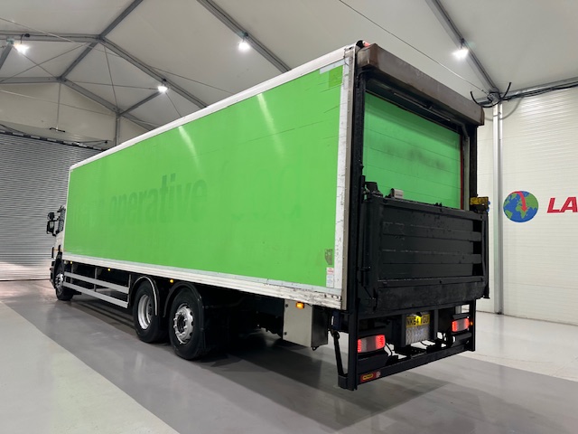 Scania P280 6×2 Rear Lift Day Cab Fridge Box