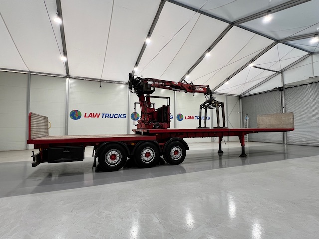 Corus Tri Axle Flatbed Brick Grab Trailer