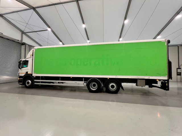 Scania P280 6×2 Rear Lift Day Cab Fridge Box